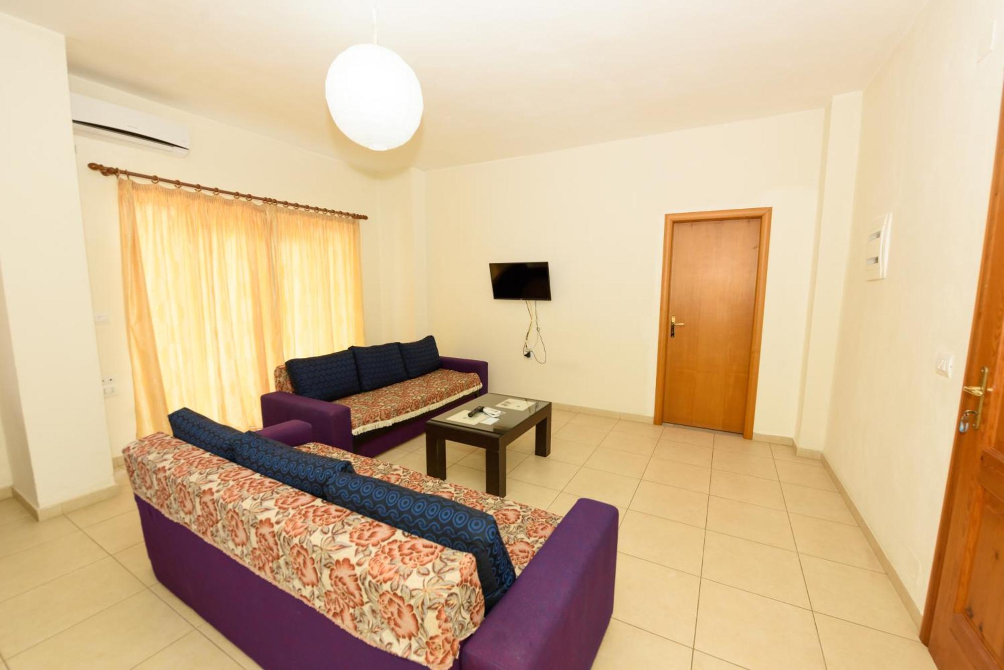 Vasili'S Family Apartments Himare Exterior photo